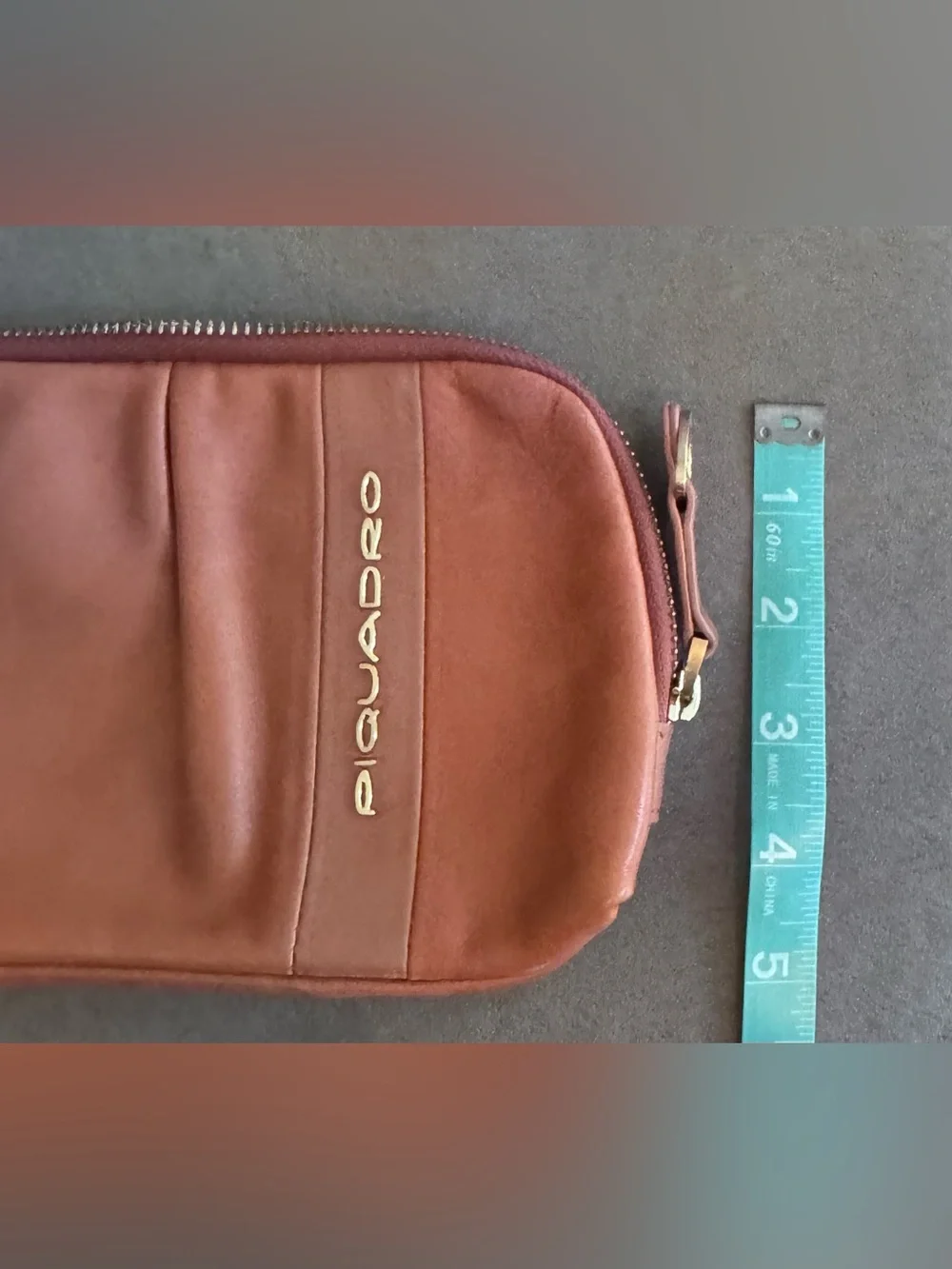 Piquadro camel colored